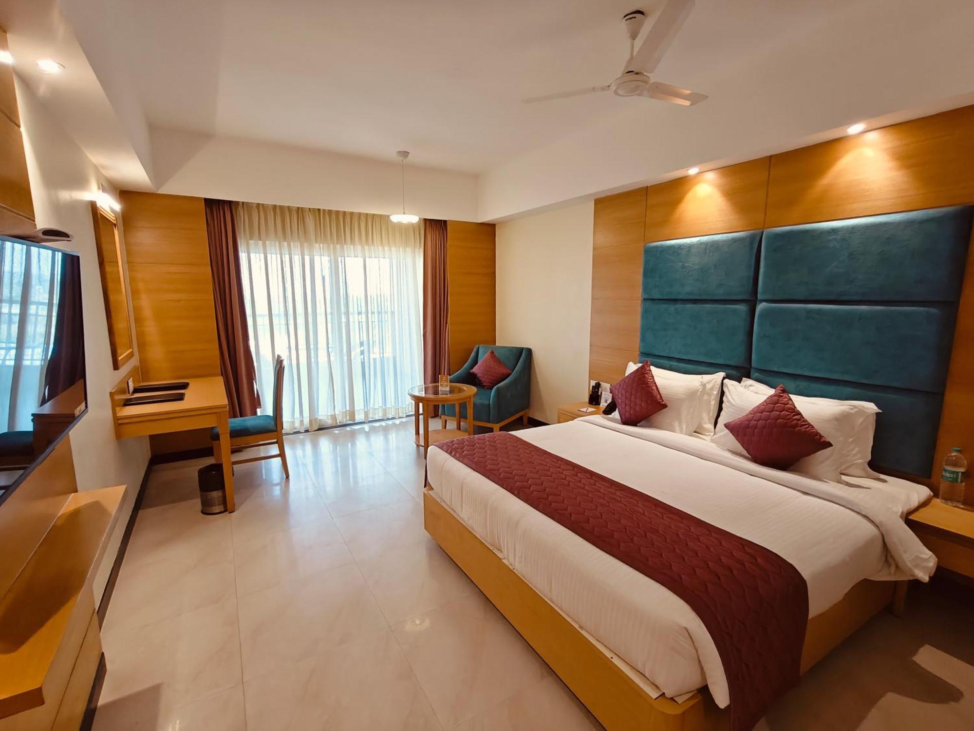 Hotel MM Legacy à Kanchipuram Extérieur photo
