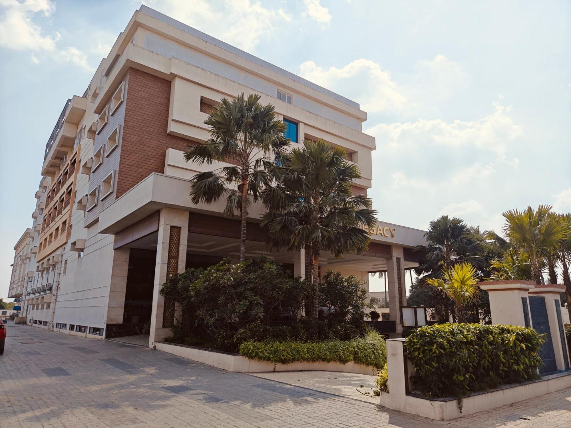 Hotel MM Legacy à Kanchipuram Extérieur photo